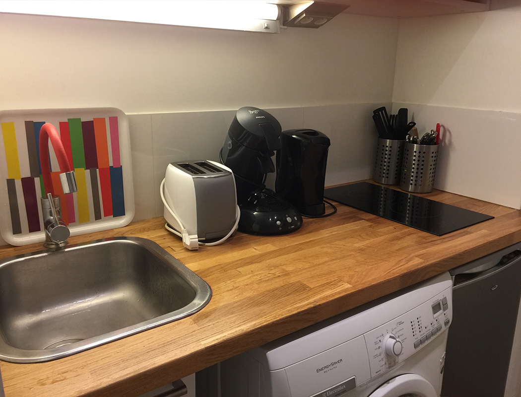 studio appartement meublé entièrement équipé court et long séjour à Versailles